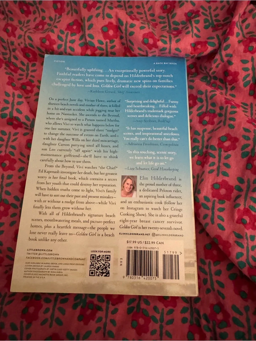 Elin Hilderbrand - Golden Girl - Paperback - *Like New